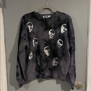 CHRLDR Skull‎ Crewneck Sweatshirt Size Small